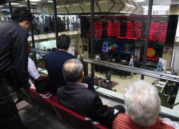 Tehran: TEDPIX Tops 188,000 as Investors Pile Into Stocks 