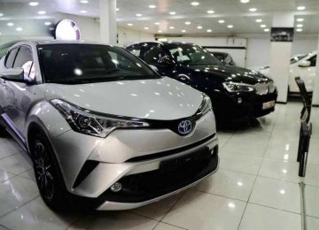 Majlis Joint Commission Approves Proposal to Import 70,000 Cars 