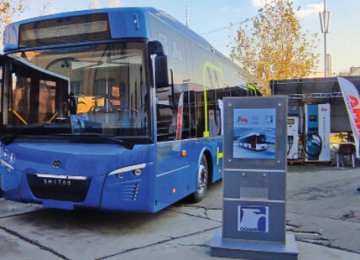 Iran Rolls Out 1st Electric Bus 