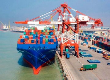 70% of Essential Goods Imported Via Imam Khomeini Port 