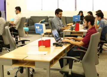 Samsung, Amirkabir University to Hold Startup Acceleration Contest in Tehran