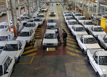 Auto Industry Off for Summer Holiday