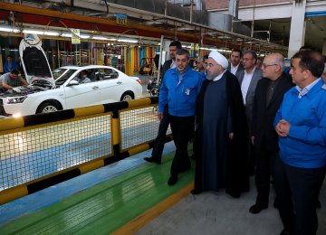 Rouhani Orders Clampdown on Unlawful Vehicle Imports