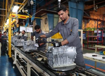 Kerman Motor’s production lines (File Photo)