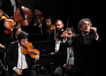 Tehran Symphony Orchestra to Perform Romantic Scores