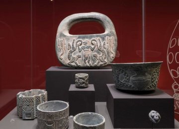 Iranian Relics on Show in Britain, Netherland