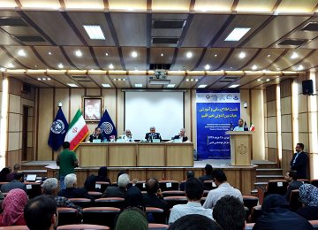 Iran's representative at IPCC maintains that the exposure to climate change offers an opportunity to reverse adverse trends. 