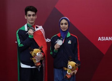 Iran Wins Medals in Wrestling, Taekwondo on First Day