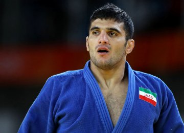 Mahjoub Wins Gold at Prague