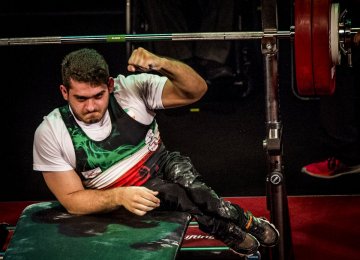 Para Powerlifter Clinches Gold, Sets New Junior World Record