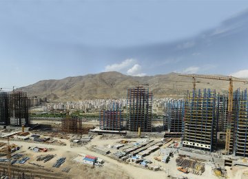 Tehran Housing Construction Permits Rise in H1  