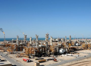 South Pars Reports Increase in Petrochem, Condensate Export