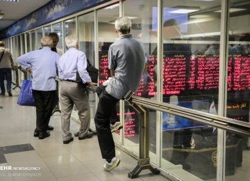 Stocks in Tehran Extend Gains   