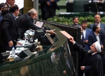 Iran’s Budget Steers Clear of Oil Money