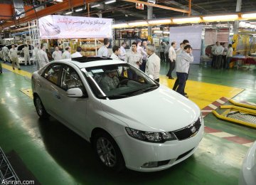 Carmakers Taken to Task for Iran Exit