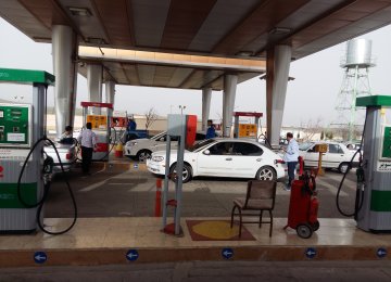 CNG-Hybrid Output Declines in Iran Despite Increasing Demand