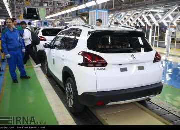 US Sanctions Against Iran Hurting Renault, Peugeot