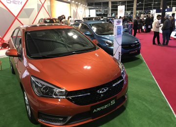 Iranian Private Carmaker Increases Prices 55%