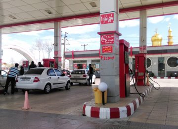 Reintroducing Fuel Rationing in Iran Can Kill Thousands of Ride-Hailing Jobs