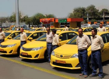 Tehran Taxi Fleet Renewal Must Wait  