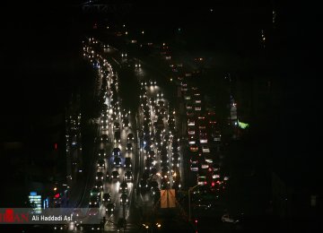 Trapped by Thousands of Old Clunkers Tehran Traffic Problems Persist