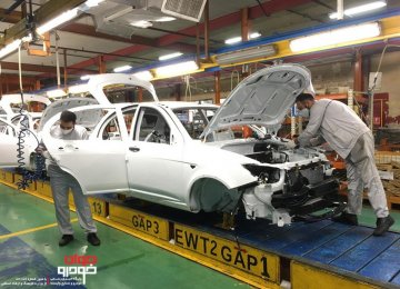 Iranian Carmakers’ Double-Pronged Strategy for Boosting Production 