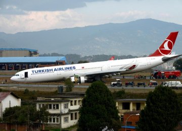 Turkish Airliner  Skids Off Runway