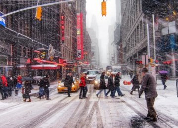 Blizzard Shuts Down New York