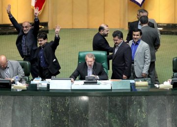Majlis Approves Nuclear Deal 