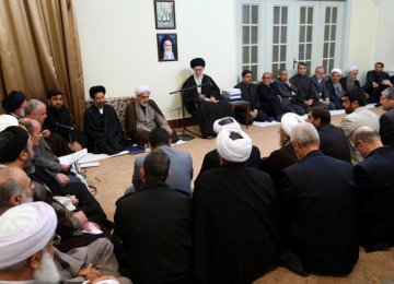 Leader Meets Hajj Officials