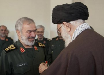 Leader Honors IRGC Commanders