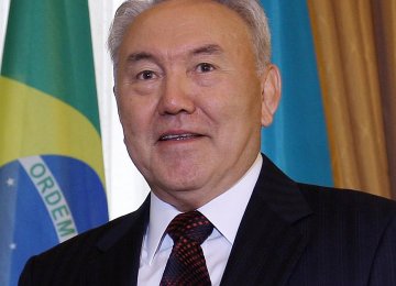 Rouhani, Nazarbayev Confer 
