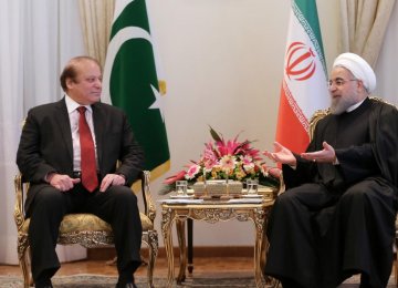 Rouhani Meets Pakistan’s Premier