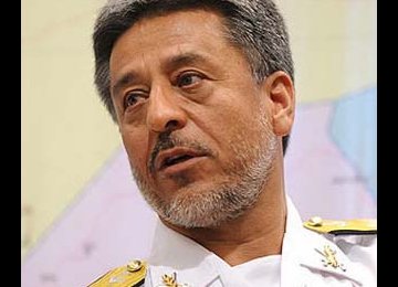 Navy Chief Meets Omani General
