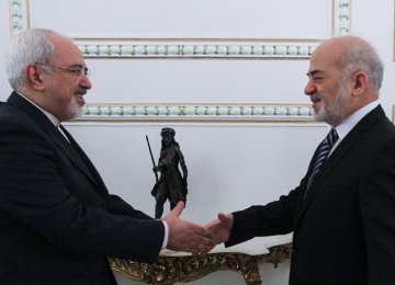 FM Meets Iraq Counterpart