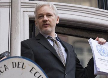 Swedish Prosecutor Prepares New Assange Interview Request