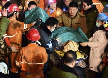 Boss of Collapsed China Mine Kills Himself 