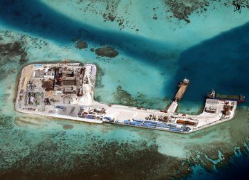 Beijing Carries Out War Games  in South China Sea 