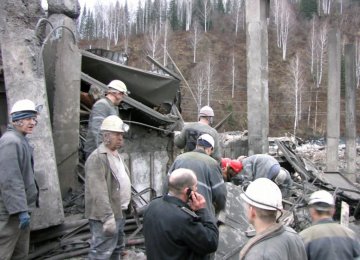 4 Dead in Russia Mine Accident