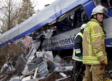 Nine Dead, 108 Injured in Bavarian Train Crash