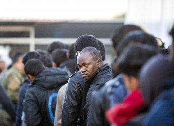 EU Seeks African Help  to Stem Migrant Crisis