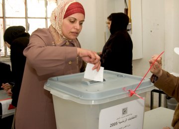 Gaza Factions Push for Vote