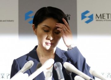 2 Japanese Ministers Quit Amid Scandals