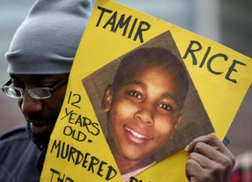Judge Backs Charges Against  US Officers Killing Black Teen