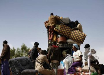 60,000 Flee Mali Fighting
