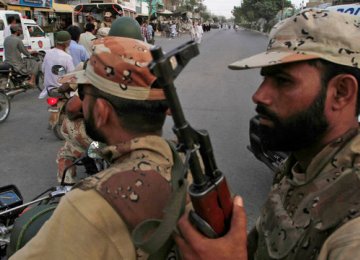 Bomb Kills 3 in SW Pakistan
