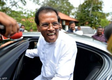 Lankans Vote Out Rajapaksa, Elect Sirisena