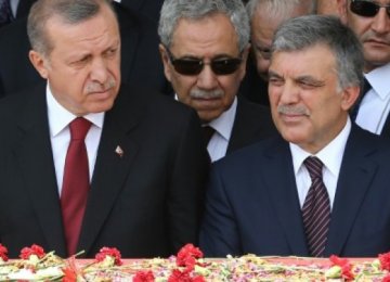 Abdullah Gul Urges More Realistic Foreign Policy