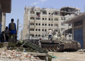Saudi-led Airstrikes Hit Yemen’s Aden After Truce Expires