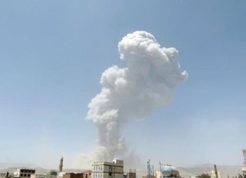 Saudi Warplanes Kill 30 in Yemen